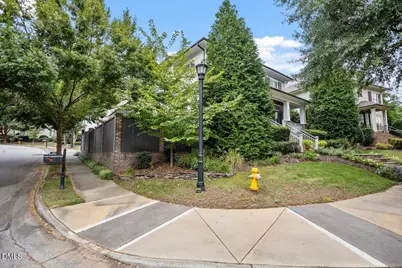 547 Guilford Circle, Raleigh, NC 27608 - Photo 56