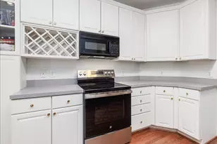 2721 Glassman Ln, Raleigh, NC 27606 - Photo 10