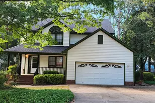 4704 Holly Brook Dr, Apex, NC 27539 - Photo 2