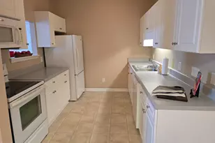 3015 Winston Dr, Burlington, NC 27215 - Photo 4