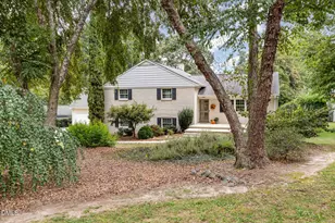 1009 Westwood Dr, Raleigh, NC 27607 - Photo 2