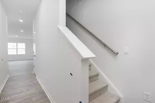 204 Moyer Dr, Graham, NC 27253 - Photo 2