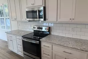 520 S Lincoln St, Benson, NC 27504 - Photo 6