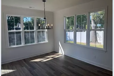 520 S Lincoln Street, Benson, NC 27504 - Photo 8