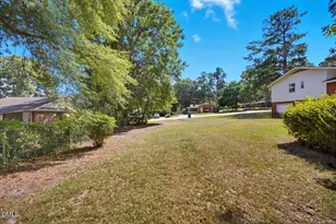 2604 Huntington Rd, Fayetteville, NC 28303 - Photo 38