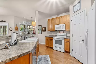 31 Great View Court, Clayton, NC 27527 - Photo 10