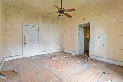 807 W Saint James Street, Tarboro, NC 27886 - Photo 24