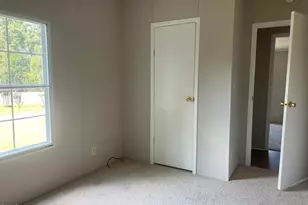 121 Ashe St, Coats, NC 27521 - Photo 10