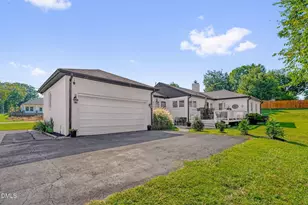 203 Home Ave, Graham, NC 27253 - Photo 4