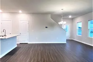 356 Wilbur Lake Dr, Fuquay Varina, NC 27526 - Photo 4