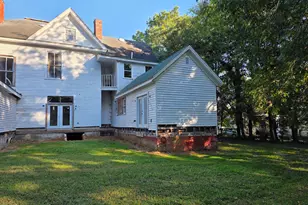 101 S Elm St, Louisburg, NC 27549 - Photo 4