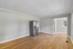 1214 E Oak Dr, Durham, NC 27712 - Photo 6