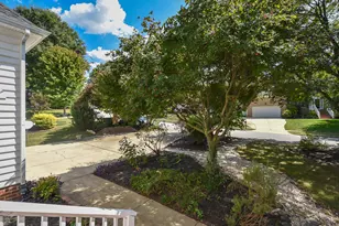 406 Cricketfield Ln, Cary, NC 27518 - Photo 8