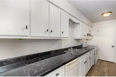 1130 Schaub Drive #C, Raleigh, NC 27606 - Photo 10
