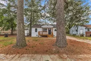 802 W Orchard St, Goldsboro, NC 27530 - Photo 2