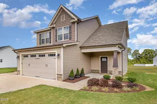 223 N Nolan Park Dr, Selma, NC 27576 - Photo 2