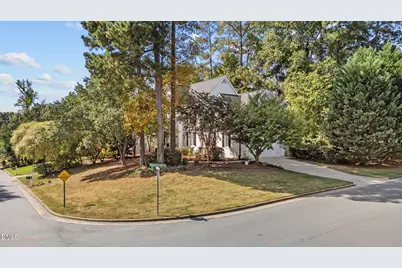 501 Lyndenbury Drive, Apex, NC 27502 - Photo 4