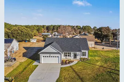 100 Covington Lane, Dunn, NC 28334 - Photo 2