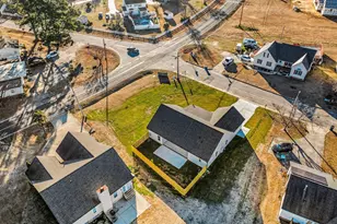 100 Covington Ln, Dunn, NC 28334 - Photo 4