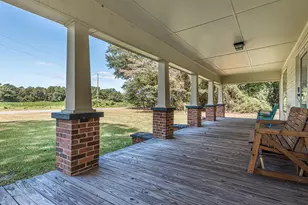 381 Royal Rd, Roseboro, NC 28382 - Photo 6