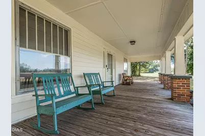 381 Royal Road, Roseboro, NC 28382 - Photo 4