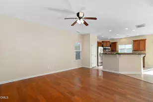 1894 Landstrom Ln, Fuquay Varina, NC 27526 - Photo 14