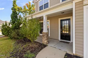 1894 Landstrom Ln, Fuquay Varina, NC 27526 - Photo 2