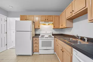 12 Red Ln, Raleigh, NC 27606 - Photo 6