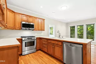 3 Peaceful Pl, Chapel Hill, NC 27517 - Photo 10