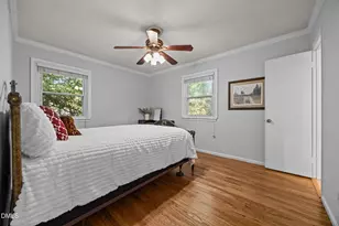 6404 Dixon Dr, Raleigh, NC 27609 - Photo 16