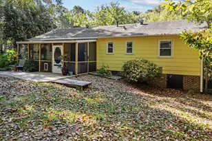 6404 Dixon Dr, Raleigh, NC 27609 - Photo 28
