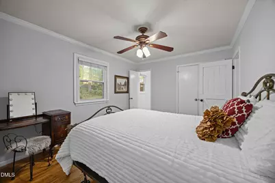 6404 Dixon Drive, Raleigh, NC 27609 - Photo 18