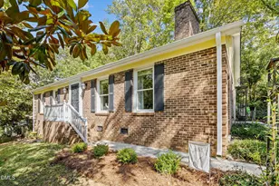 6404 Dixon Dr, Raleigh, NC 27609 - Photo 32