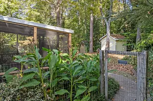 6404 Dixon Dr, Raleigh, NC 27609 - Photo 24