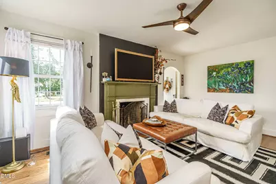 316 W Parrish Drive, Benson, NC 27504 - Photo 6