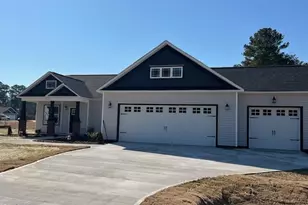 100 Lynn Ln, Selma, NC 27576 - Photo 2