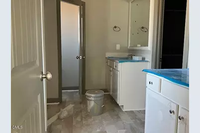 100 Lynn Lane, Selma, NC 27576 - Photo 8