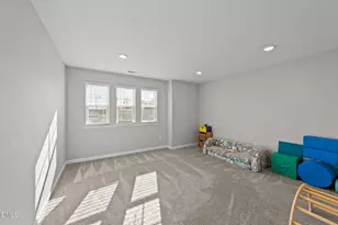 31 Wood Barn Ct, Fuquay Varina, NC 27526 - Photo 12