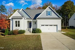 35 Courtland Dr, Louisburg, NC 27549 - Photo 2
