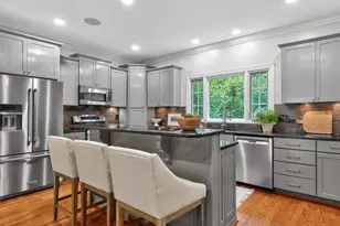 3504 Rock Creek Dr, Raleigh, NC 27609 - Photo 6