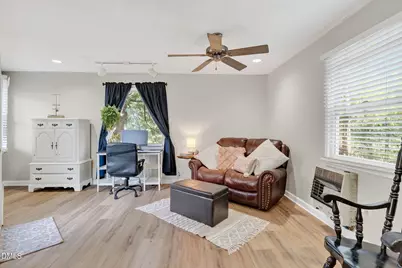 802 N Lincoln Street, Benson, NC 27504 - Photo 28