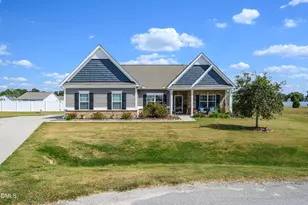 91 Charlottes Web Cir, Benson, NC 27504 - Photo 1