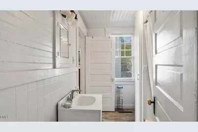 166 W Belle Street, Henderson, NC 27536 - Photo 18