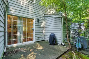 10 Hartford Ct, Durham, NC 27707 - Photo 20