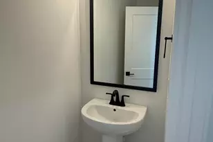 11 Joyner Park Dr, Rocky Mount, NC 27803 - Photo 6