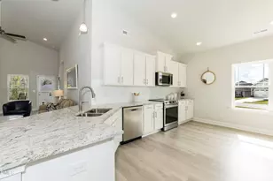 110 Southern Ests Dr, Sanford, NC 27330 - Photo 14