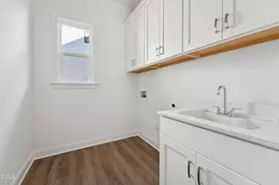 2053 Abbeyhill Dr, Raleigh, NC 27610 - Photo 10