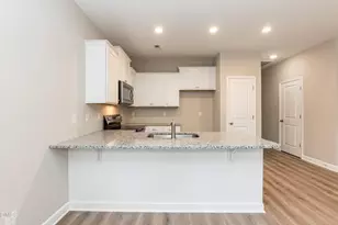 737 Grover Ln, Burlington, NC 27217 - Photo 8