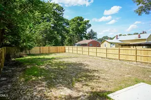 737 Grover Ln, Burlington, NC 27217 - Photo 20