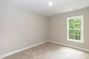 737 Grover Ln, Burlington, NC 27217 - Photo 16